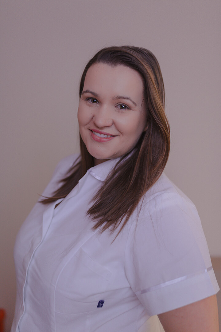 https://www.stellart-clinic.cz/wp-content/uploads/2022/11/stellart_clinic_zdravotni_sestra_bc_Veronika_Chudobova_Dis_tiny.jpg